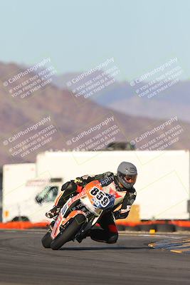 media/Dec-05-2024-Racers Edge (Thu) [[e102e0690b]]/3-B Group/Session 5 (Turn 16)/
